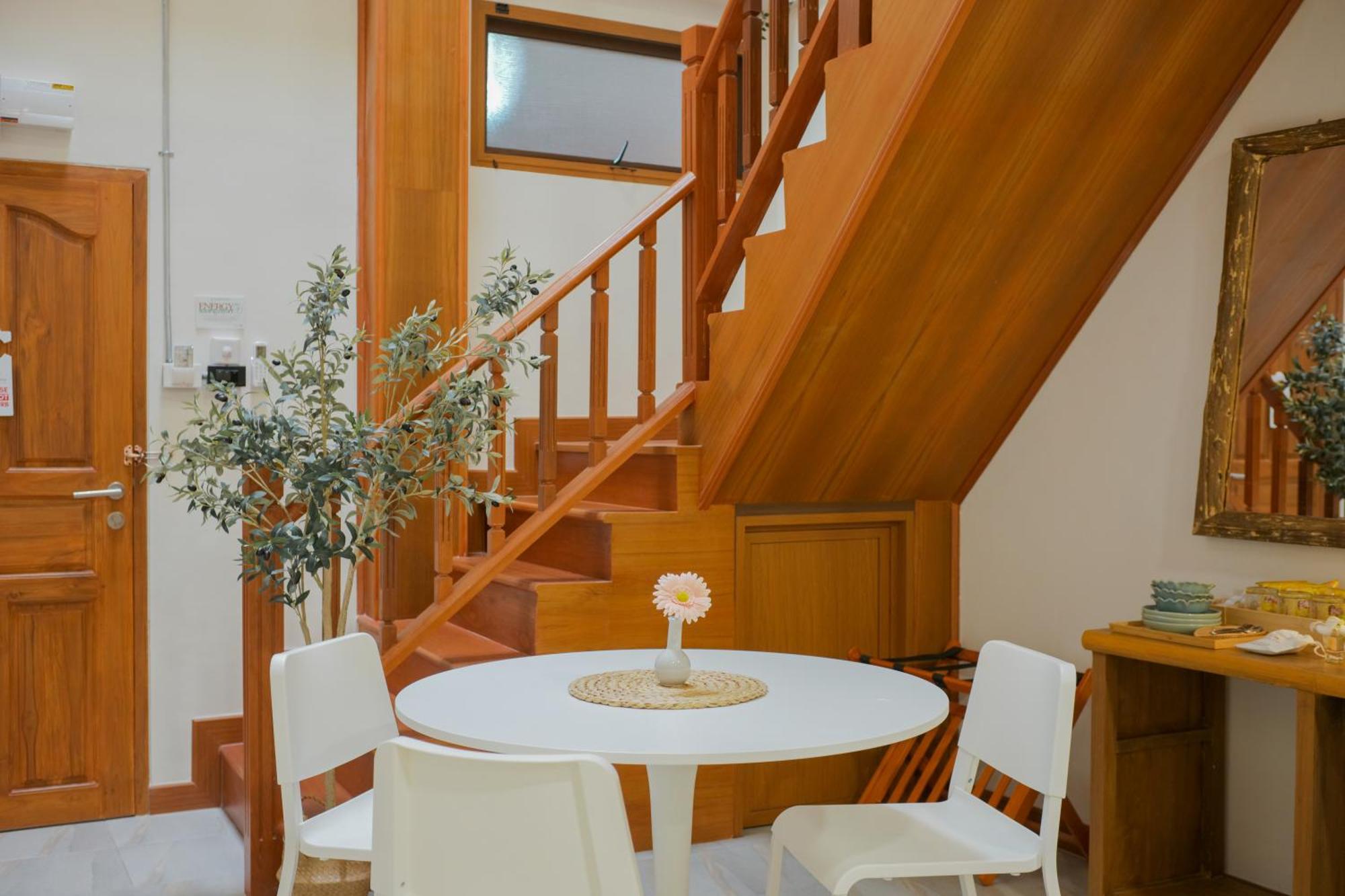 Tempat peranginan Buri Gallery House 3*